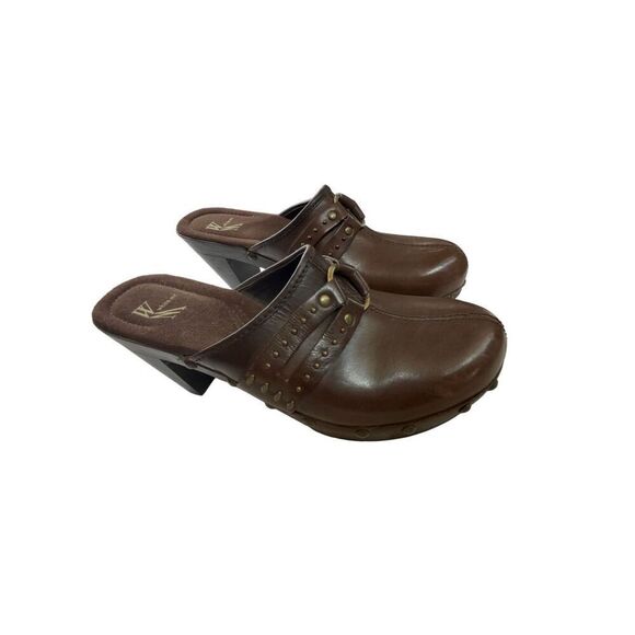 White Mountain Brown Leather Studded Clog Heels size 7 - Picture 2 of 14